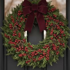 The Noble Berry Festive Wreath 