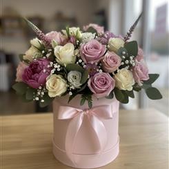 Mothers Day Hatbox Arrangement