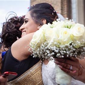 fwthumbBridal-bouquet-cream-rose-white-gypsophila-oxford-wedding.jpg