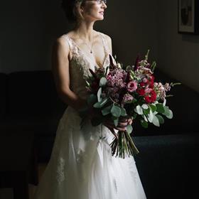 fwthumbLarge-bridal-bouquet-red-pink-oxford-wedding.jpg