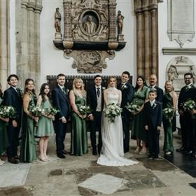 fwthumbOxford_Wedding_Flowers_Rhodes_House_Bridal_Party.jpg
