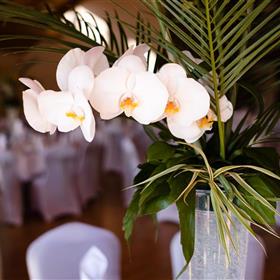 fwthumbReception-table-centre-tropical-orchid-oxfordshire-wedding.jpg