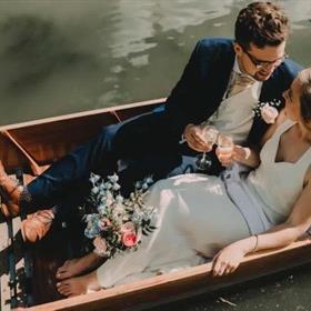 fwthumbbridal-bouquet-blush-light-blue-cherwell-boathouse-oxford-wedding.jpg