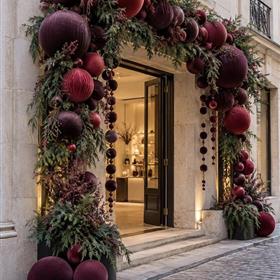 fwthumb04-contemporary-burgundy-entrance.jpg